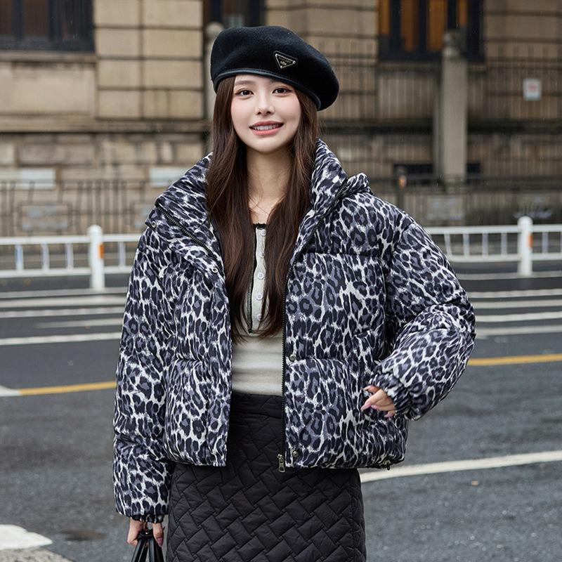 

Зимняя новая женская одежда леопардовый принт хлопковая куртка с капюшоном свободная хлебная одежда хлопковая одежда тренд XL suggestion [130--150] catties