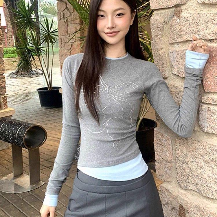 2025 Women's Retro Long-Sleeve Slim Fit Layered Look Top for Spring & Autumn