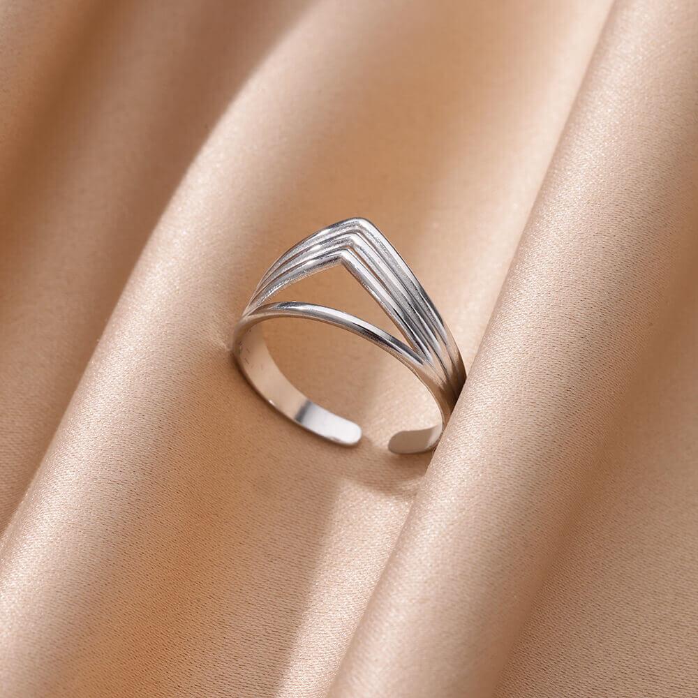 Anello aperto a forma di cuore in acciaio inossidabile color oro per donna, non scolorisce, alla moda, squisito, estetico, gioiello romantico per coppia
