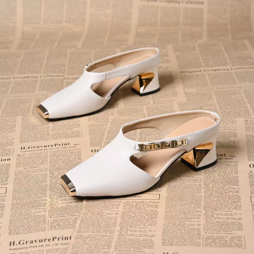 New Square Head Thick Heel Bag Head Half Slippers Women's Summer Outer Wear Shoes Temperament Medium Heel Slippers