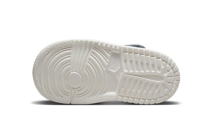 Jordan Air Jordan 1 Low Alt Comfortable Abrasion Resistant Low top Vintage Basketball Shoes Gray White DX5881-053