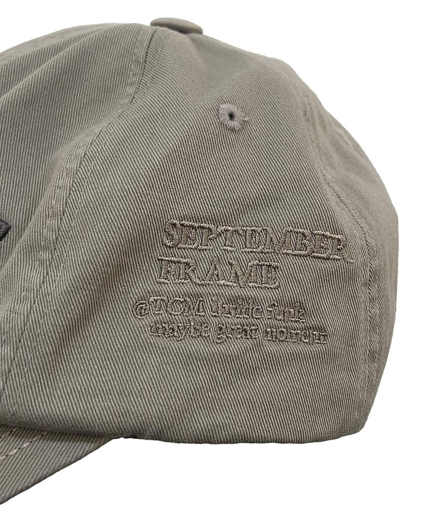 THE COLDEST MOMENT Tcm Frame Cap (Beige)