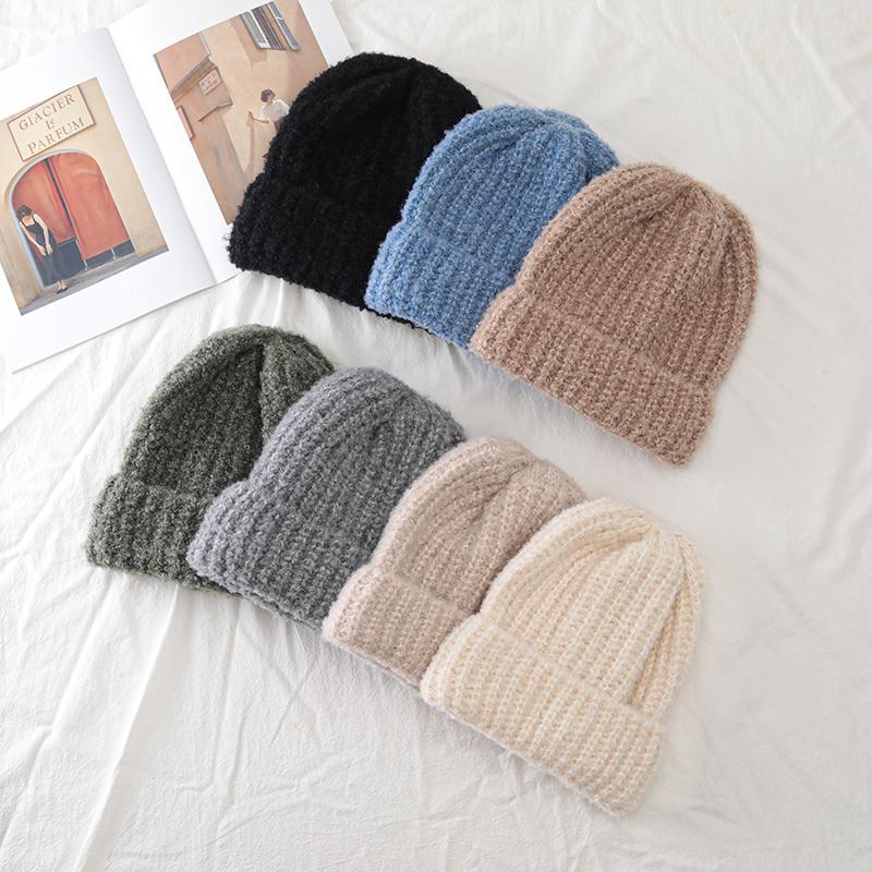 Nuevo sombrero holgado de invierno para mujer, gorro con puños decorado a la moda, gorro cálido para invierno para mujer, gorro tejido informal para calle