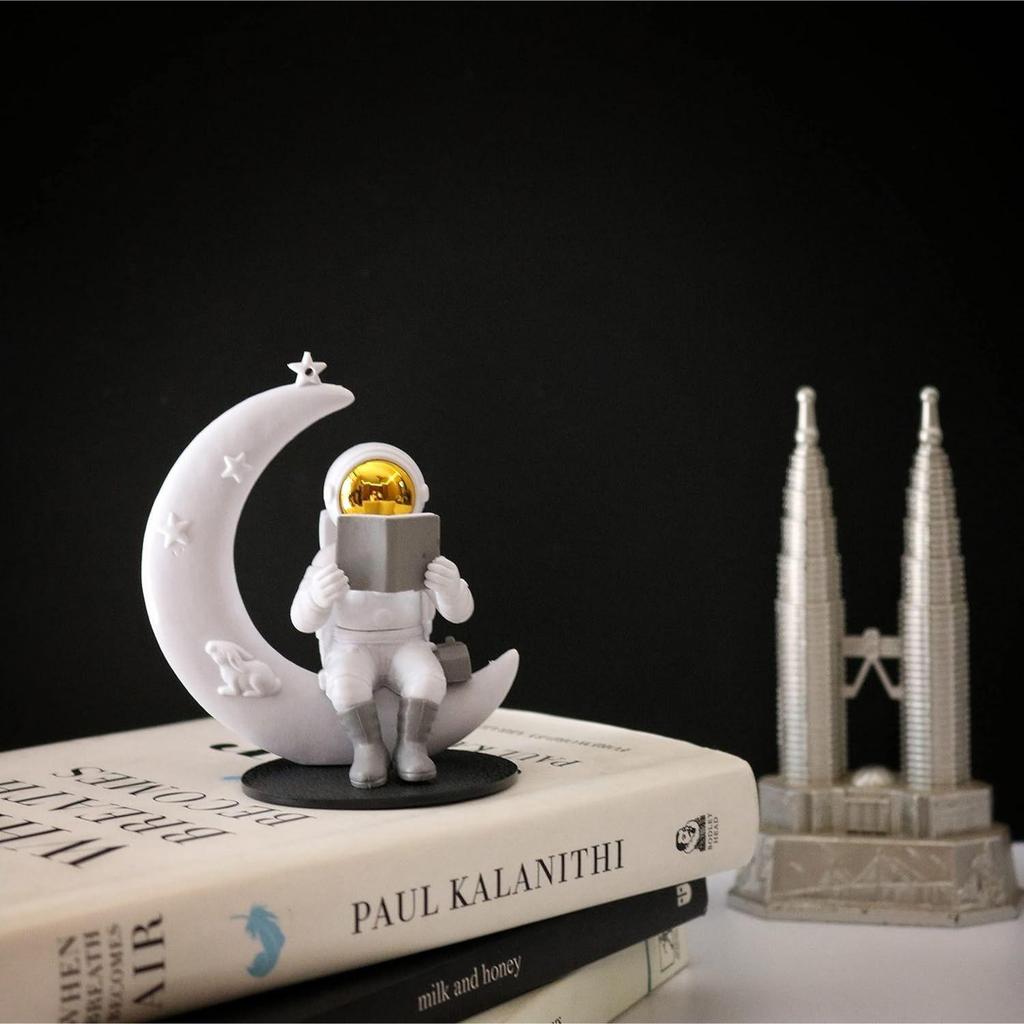 Niedliche Astronautenfigur aus dem Weltraum Actionfigur Spielzeug Statue für Ausstellungsstück Heim Wohnzimmer Dekor Büro Schreibtischdekoration Armaturenbrett