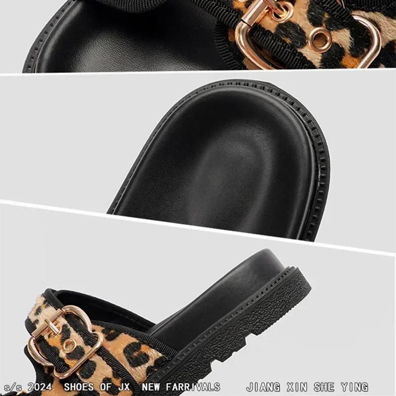 Hochwertiges Leopard Metall Schnallendesign Damen Hausschuhe Sexy Komfort Rutschfeste Pantoletten Sommer Größe 43 Plateau Flip Flops
