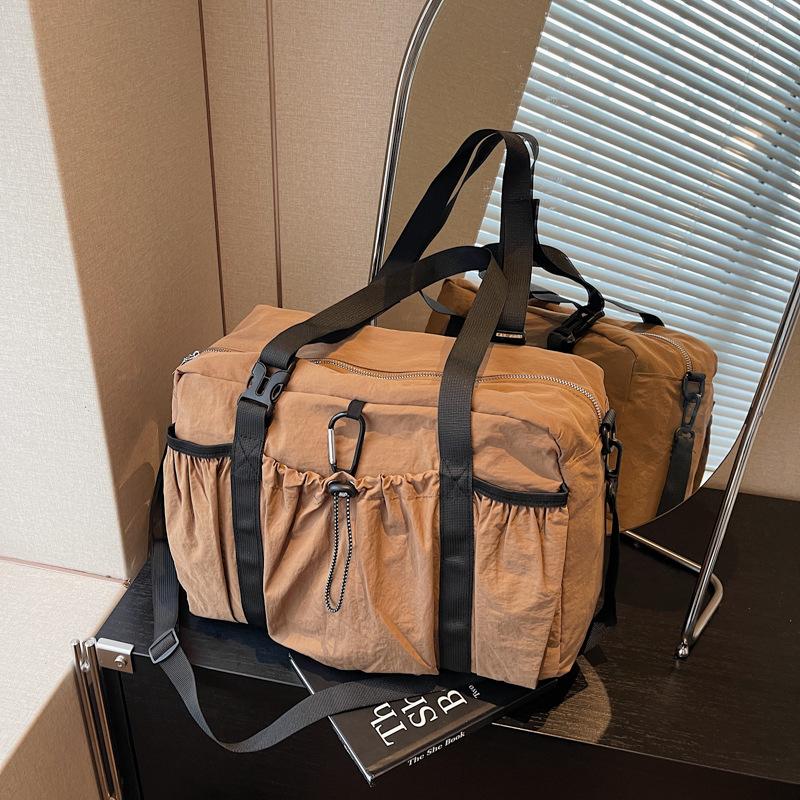 Light Casual Bag Women's Large-capacity New Autumn and Winter Versatile Shoulder Messenger Bag Commuter Tote Bag