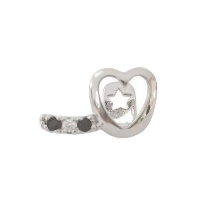 

Hollow Heart Cutout Gold Tooth Body Jewelry Lightweight Copper Green Electroplating For Daily Wear And Parties