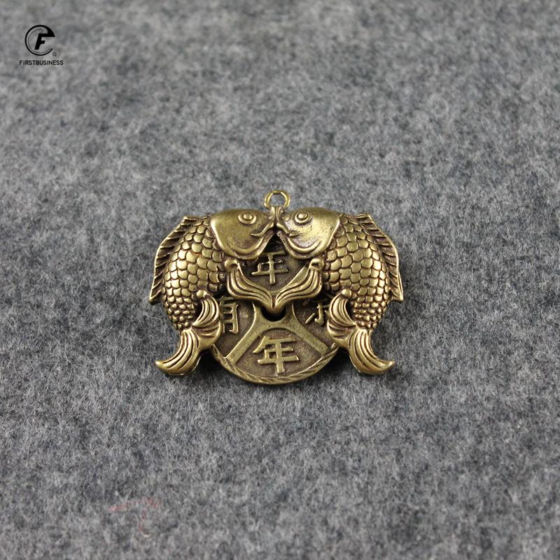 Copper Ancient Chinese Rotate the Wheel Double Carp Figurines Car Keychains Pendants Home Decorations Handmade Animal Fish Craft