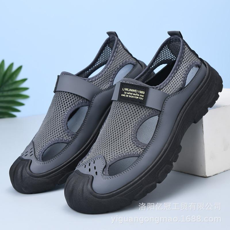 Sommer atmungsaktive Herren Tasche Kopf Sandalen hohle Mesh Loch Schuhe Outdoor rutschfest leicht Sport Freizeit Strandschuhe