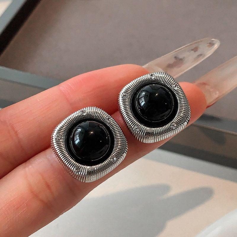 Textured Square Earrings 2026 New Popular Style Black Round Ball Earrings Light Luxury High-End Cyberpunk Earrings
