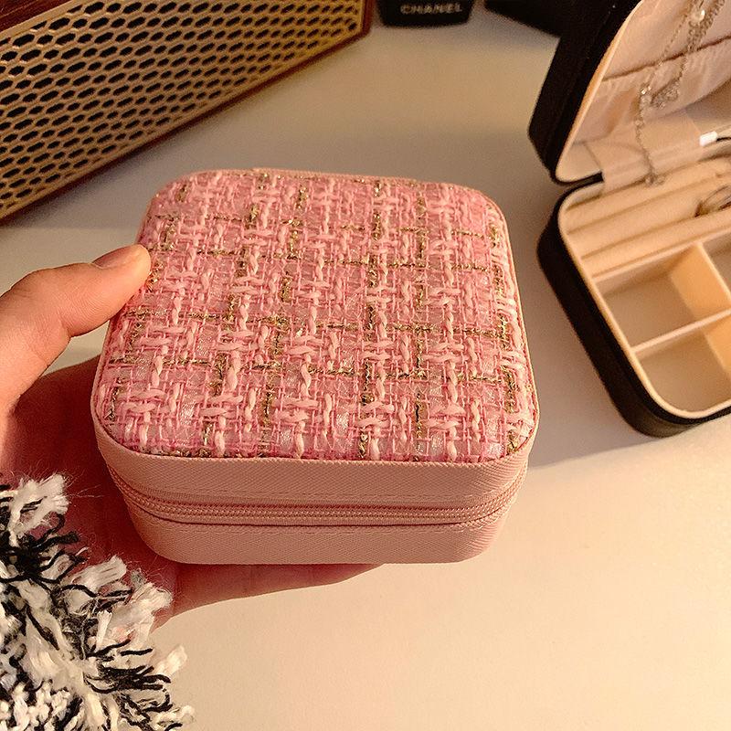 Portable Charming Style Jewelry Box - Small-Size Organizer for Necklaces, Rings, Earrings & Accessories with Anti-Oxidation Function