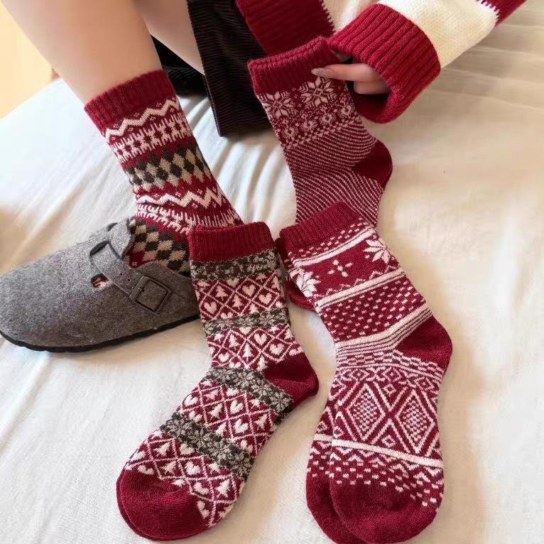 New Year'S Red Sox Women'S Middle Horse Year Wool Pile Socks Vintage Diamond Plaid Women'S Socks Trendy Socks