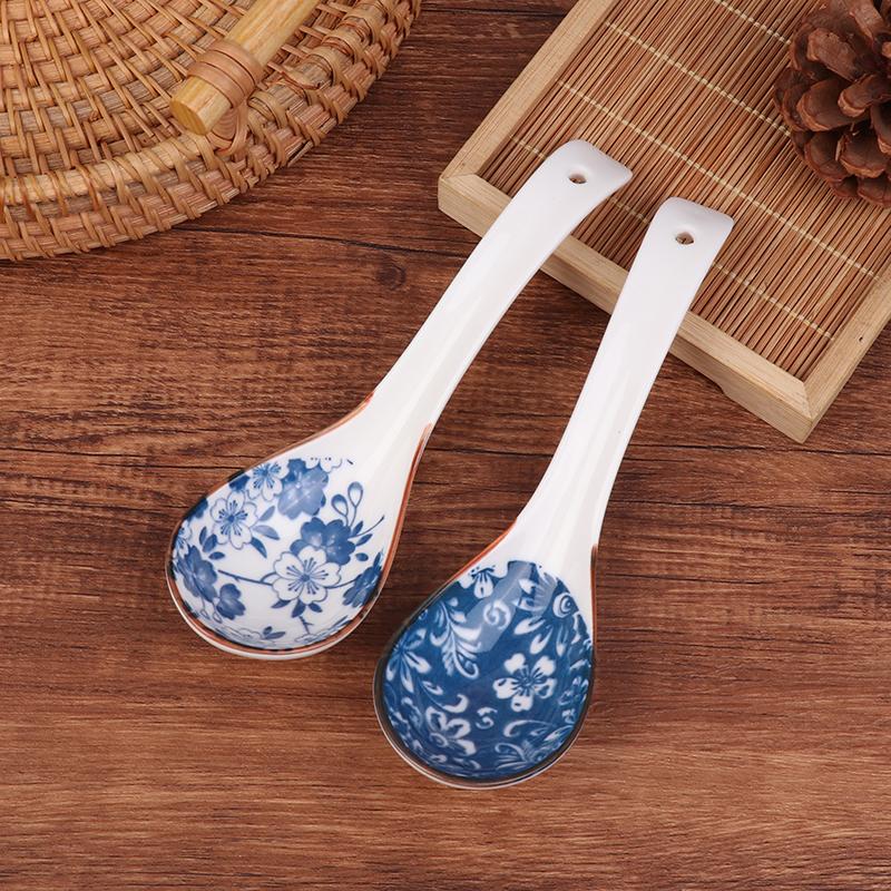 1Pc Blue And White Porcelain Soup Spoon Household Tableware Retro Japanese Style Ceramic Soup Spoons For Home Restaurant