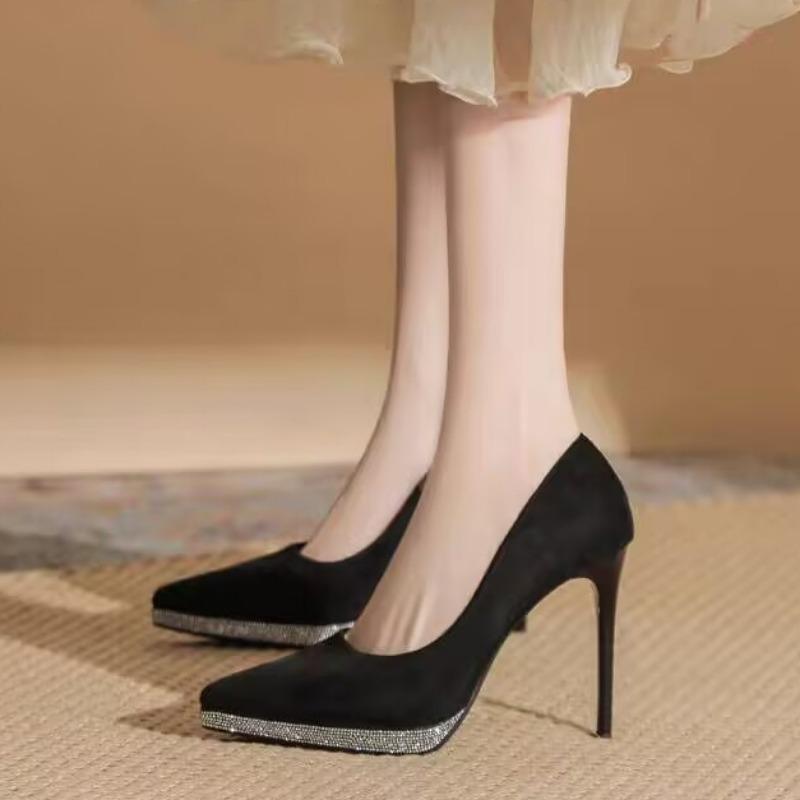 Chaussures Simples à Talons Fins Mode Printemps Nouveau Bout Pointu Bouche Peu Profonde Strass Imperméable Plateforme Antidérapante Talons Hauts