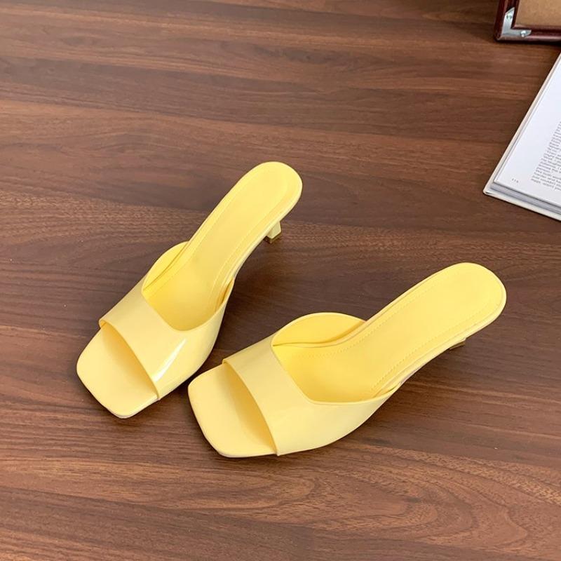 

2025 Женские босоножки на высоком каблуке Летняя новая мода Квадратный носок Открытый носок Женские Элегантные Повседневные Удобные 35 жёлтый