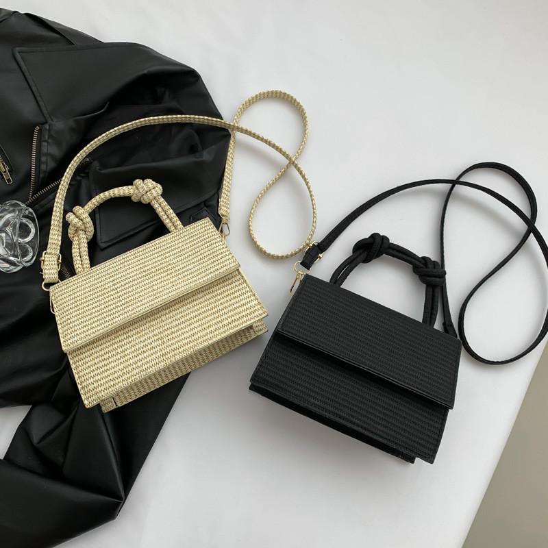 Stylish Grid Pattern Handbag 2024 Spring Collection High-grade Small Square Bag