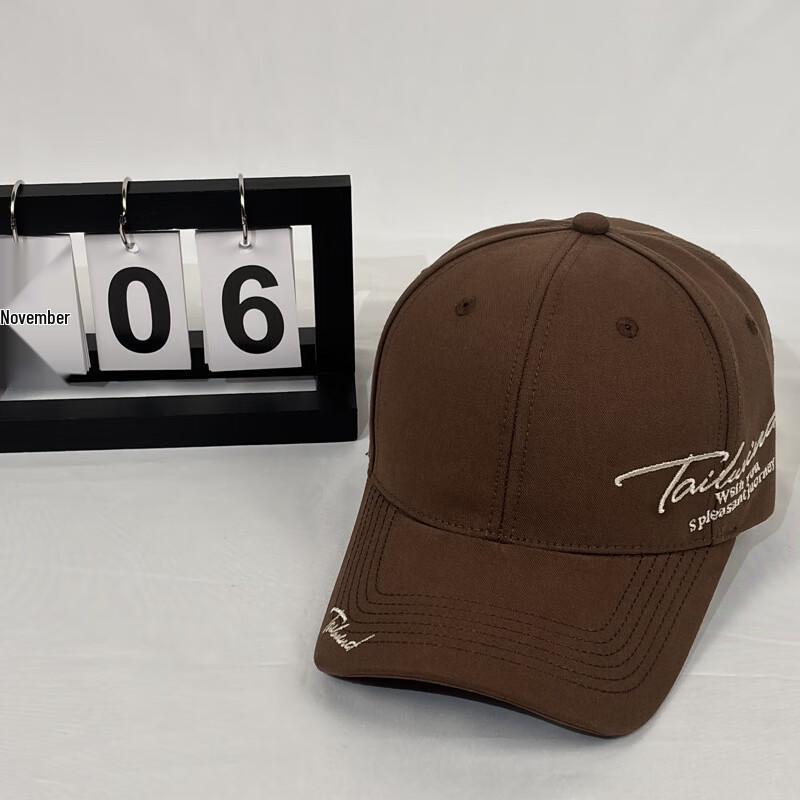 American Letter Hard Top Wide Brim Baseball Cap