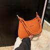 High Value Shoulder Bag Winter Versatile Temperament Retro Niche Design Small Square Bag Fashion Women