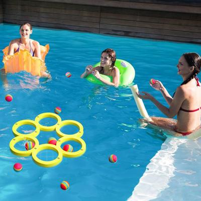 Pool Wassersportspielzeug für Kinder Erwachsene Schaumstoff Poolschwimmer mit 12 bunten Wurfbällen für Schwimmparty-Zubehör