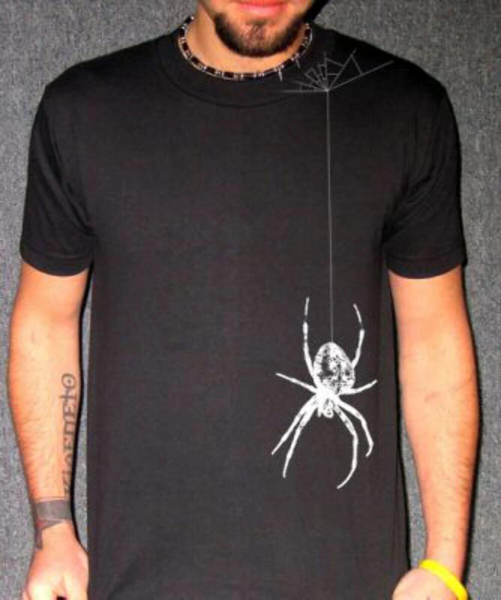 

Spooky Spider on Shoulder T-Shirt – Funny Emo & Scary Bug Tee 2XL