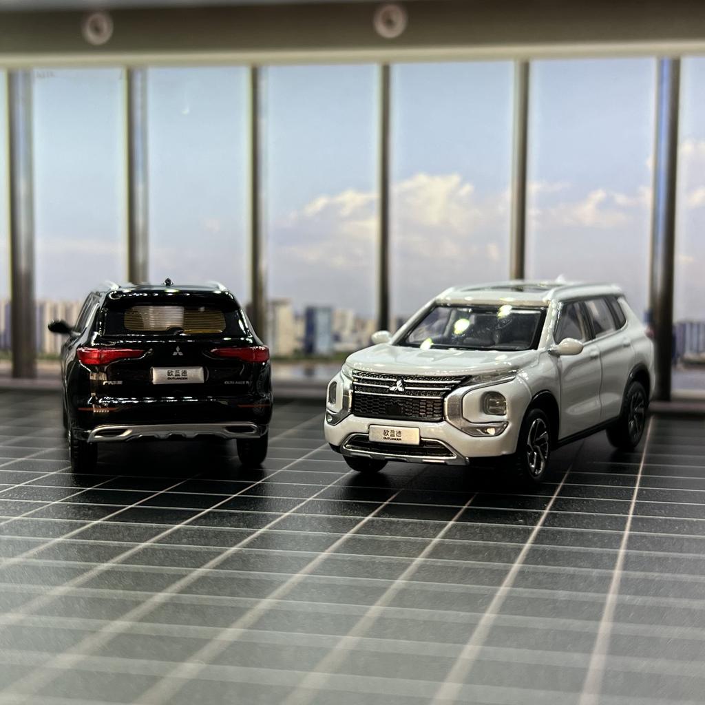 Cwkzum1 1:64 Mitsubishi Outlander SUV 2023 Legierung Auto Diecasts & Spielzeugfahrzeuge Automodell Miniatur Maßstabsmodell Auto Für Kinder