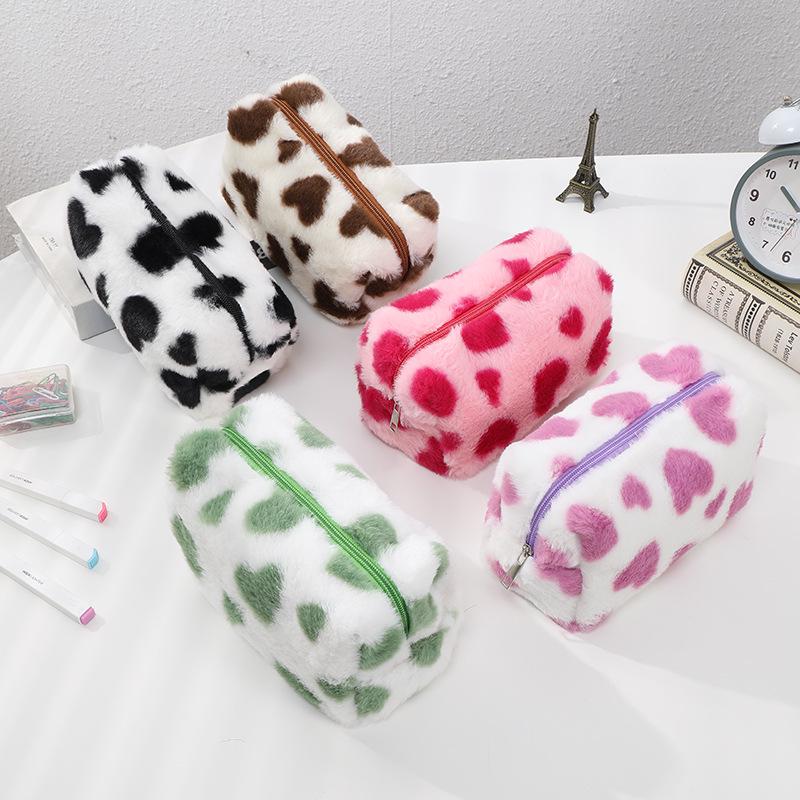 Stilvolles Herz Plüsch Stift- & Make-up-Etui - Reise-Tasche mit großem Fassungsvermögen