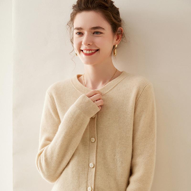 Women's Cashmere Knit Cardigan: Long Sleeve, Round Neck, Loose Fit, Single-Breasted, Thick & Warm Sweater