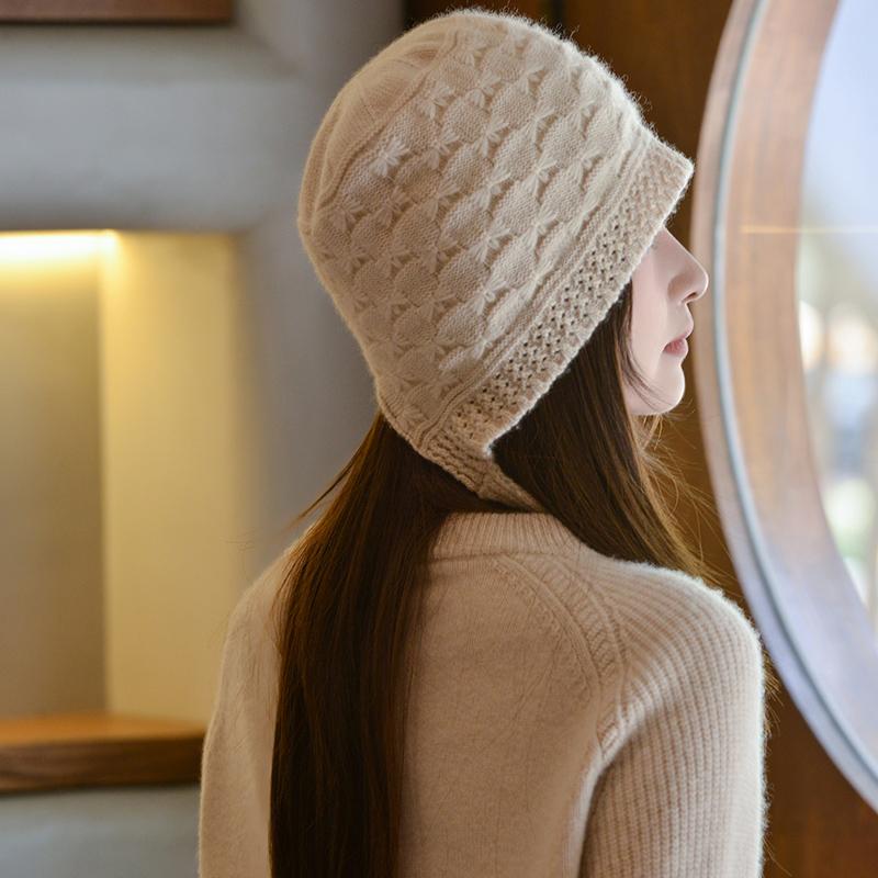 Ladies' 100%Cashmere Butterfly Braid Knitted Hat For Autumn And Winter Fashion Windproof And Leisure Baotou Ear Protection Hat