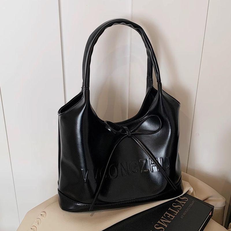 

Fancy Large Capacity Red Bag Female 2025 New Arrival Spring and Summer Shoulder Tote Bag Light Luxury Minority Bridal Wedding Bag A black