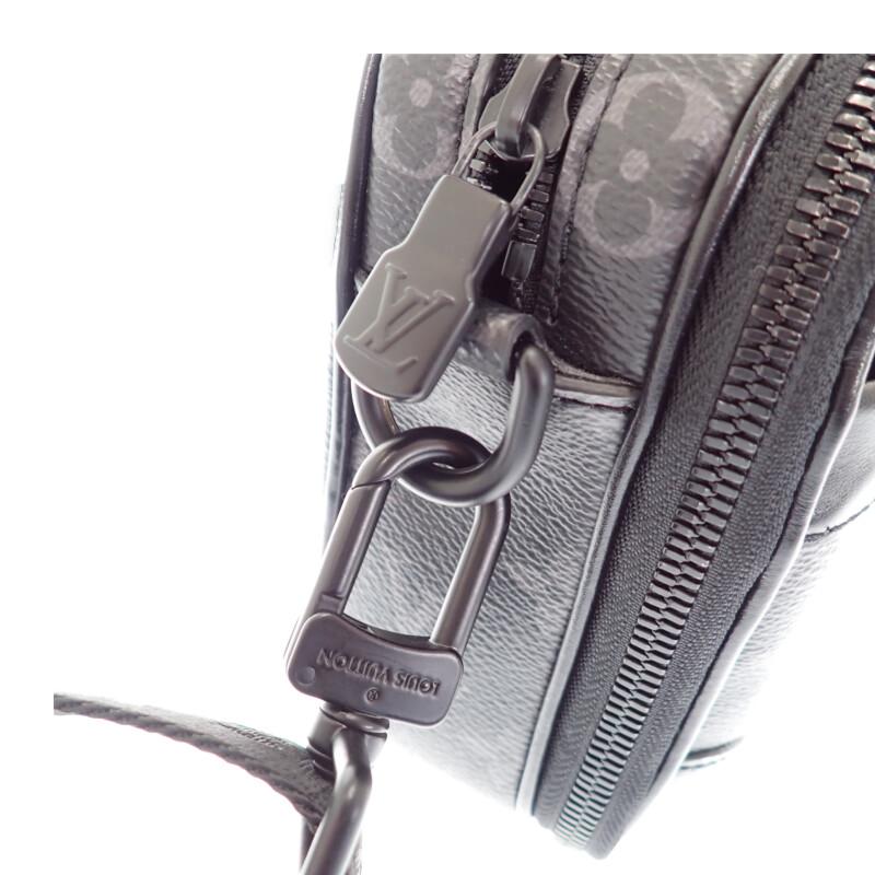 LOUIS VUITTON  M46955 Shoulder Bag black mens