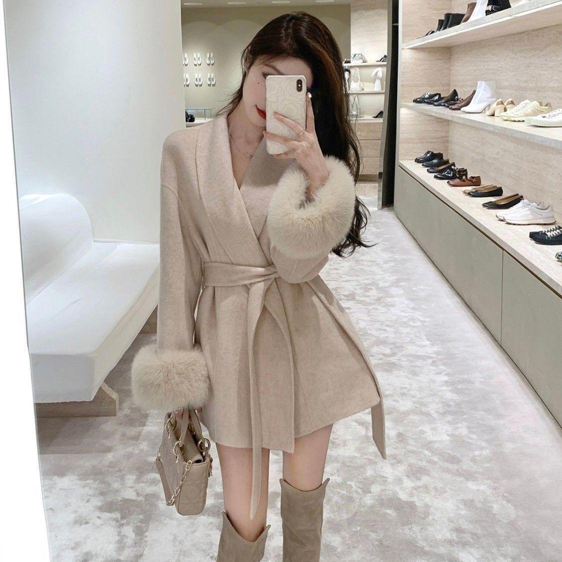 

Женское черное стильное зимнее пальто из смесовой шерсти - Приталенное, для миниатюрных, 2025 года, подчеркивающее темперамент Small