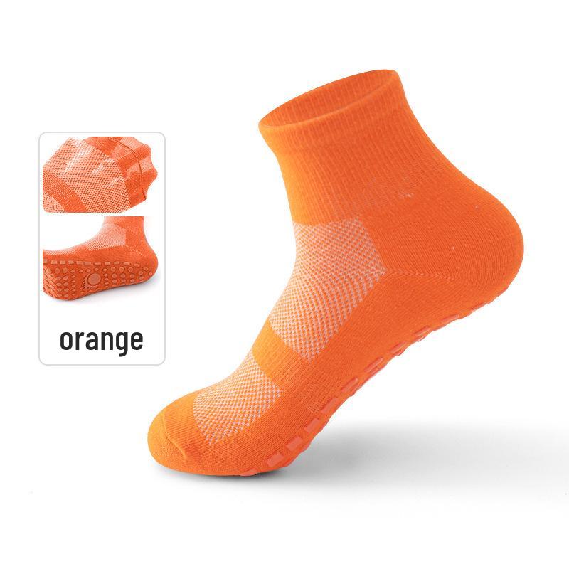 Four Seasons Universal Non-slip Trampoline and Yoga Socks for Kids and Adults