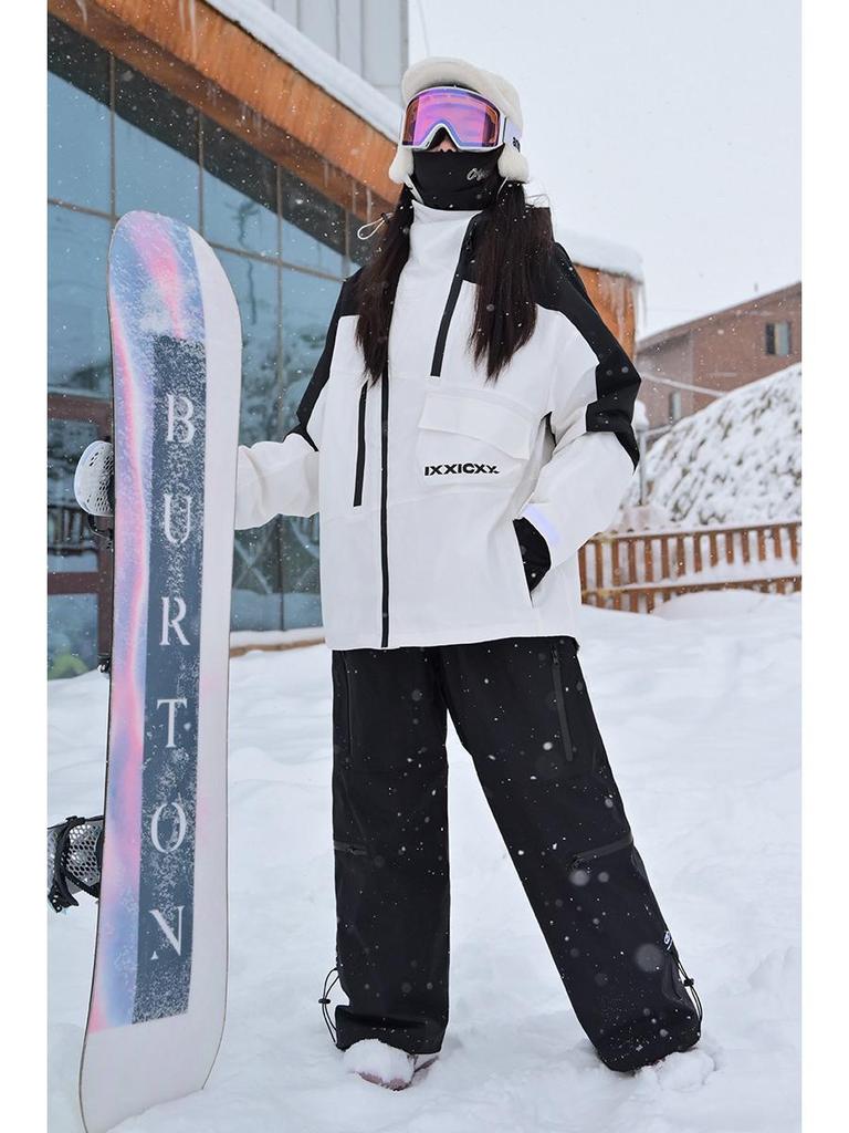 Women's Influencer Style Ski Suit: Padded Jacket with Hood