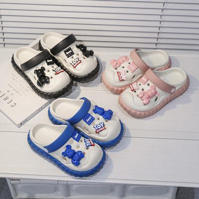 2025 Sommer Kinder Clog Schuhe: Cartoon-Hausschuhe mit weicher Sohle für drinnen und draußen