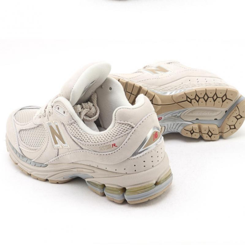New Balance 2002 Beige
