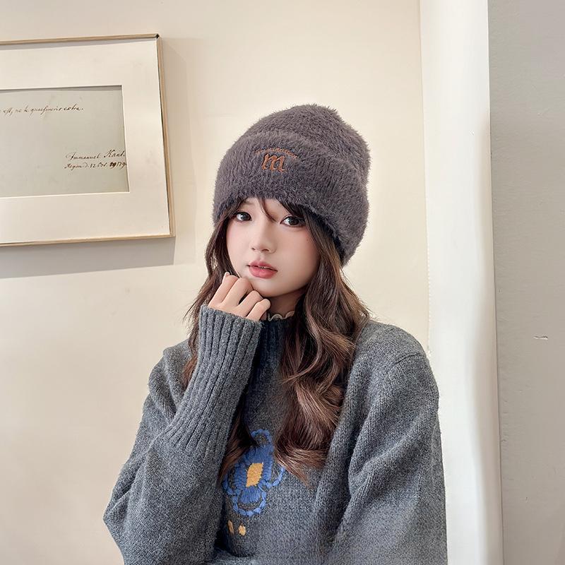 Autumn and Winter Women's Hat Plush New Korean Knitted Hat Versatile Warm Ear Protection Thickened Fashionable Wool Hat Cold Hat