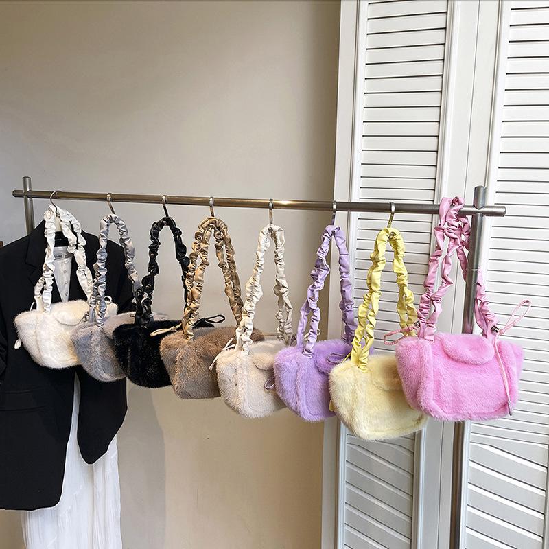 Winter Women Soft Plush Shoulder Bags Solid Color Ladies Drawstring Strap Crossbody Bag Minimalist Girls Bucket Handbag Zipper