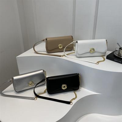 Petit sac à bandoulière rétro tendance pour femme en été, nouveau petit sac carré à bandoulière simple de grande valeur