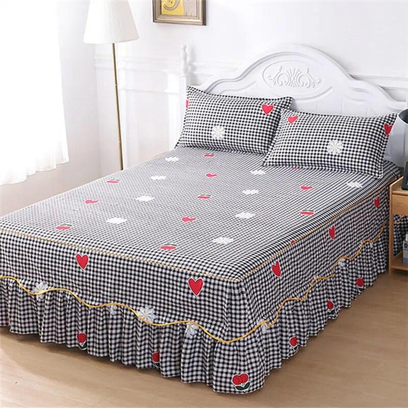 Queen Size Bed Sheets Set Princess Style Bedding Set Non-slip Bedspreads Dust-proof Mattress Cover Protector with Pillowcases