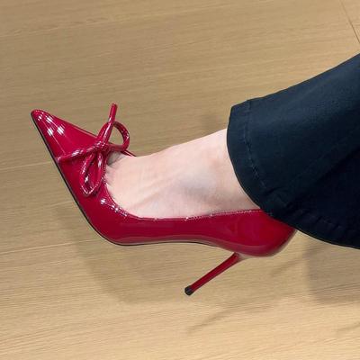 Burgundy Bow French High Heels Women's Patent Leather Temperament Shallow Mouth Pointed Head Thin Heel Single Shoes Gentle Evening Breeze New