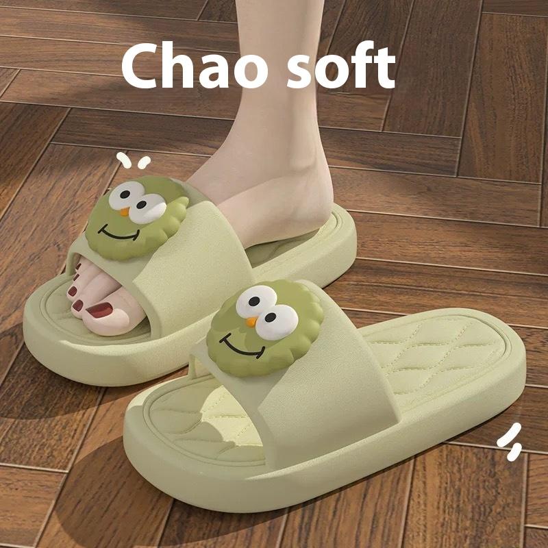 Милые и забавные тапочки для женщин 2025 года новые летние домашние тапочки для купания противоскользящие бесшумные и удобные для ходьбы 36-37 зелёный 3657₽