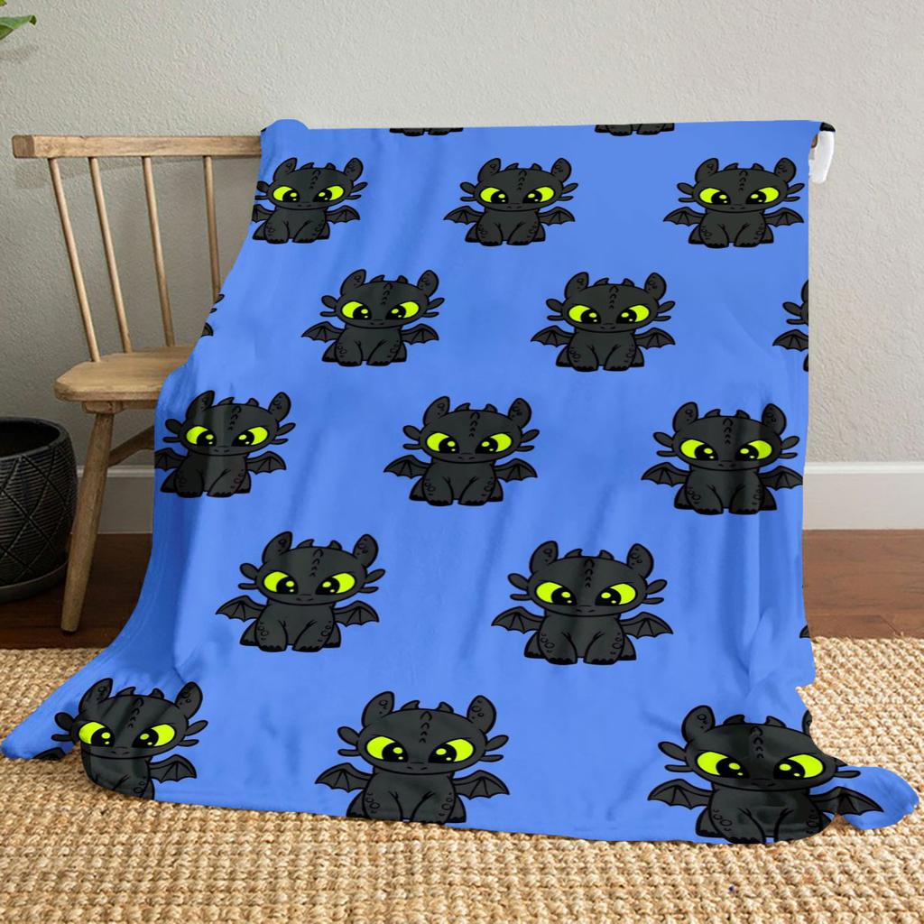 High-quality How to Train Your Dragon Toothless themed printed blanket. Soft and comfortable, a perfect gift for  friends.