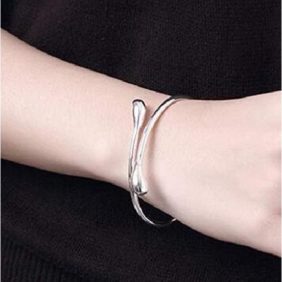 Vitaltyextracts Silver Plated Bracelet Shining Bangle Bracelets (Silver)