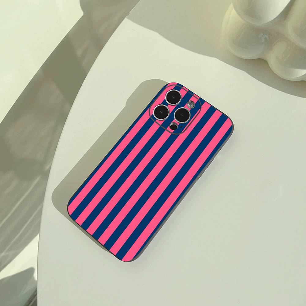 Simple Color Stripes Phone Case For iPhone 17,16,15,14,13,12,11 Pro Max,16Plus,XS Soft Black Cover