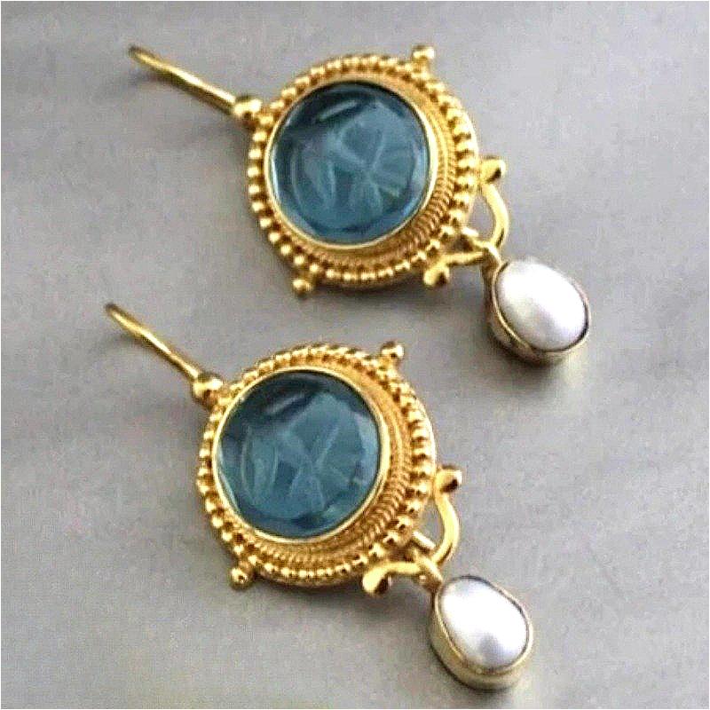 Vintage Imitation Pearl Inlaid Synthetic Aquamarine Dangle Earrings for Women Exquisite Banquet Pendant Jewelry Crafts