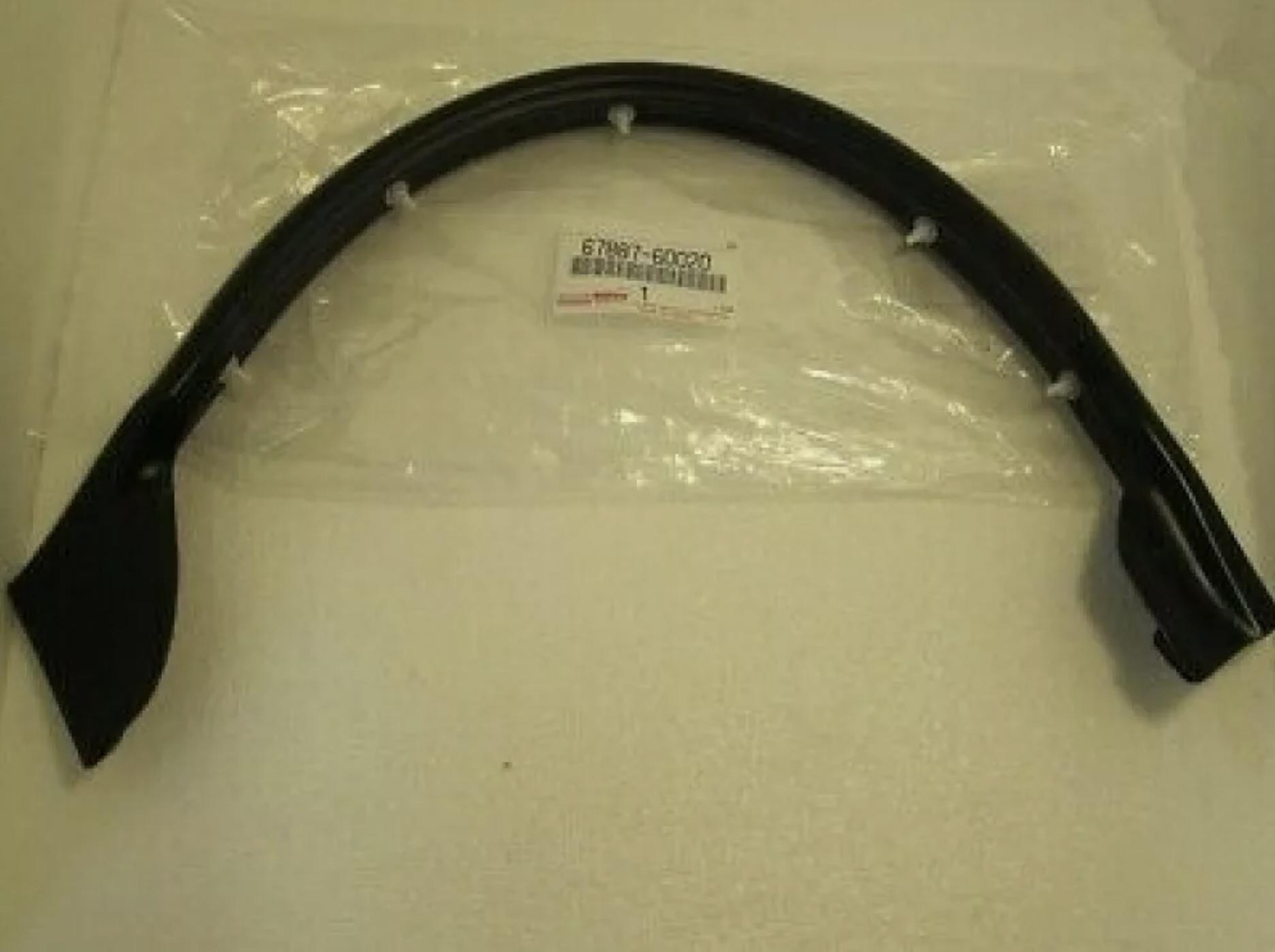 

Toyota OEM Genuine Weather Strip, Rear Doo, No. 2 RH 67887-60020
