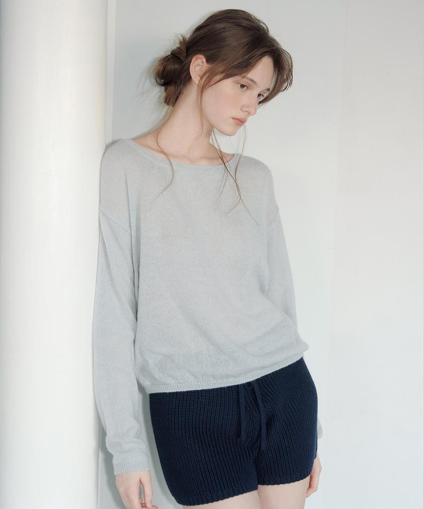 LETTERA Soft Curve Off-Shoulder Knit