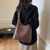 2025 autumn and winter popular bucket bag women's new autumn and winter women's large-capacity retro versatile shoulder bag