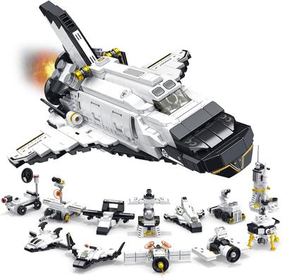 Jouets de construction de navette spatiale pour enfants – Ensemble d'avion 25 en 1 pour garçons de 6 à 12 ans, kits de modèles d'avion et de station spatiale de découverte, cadeaux d'anniversaire 586 pièces
