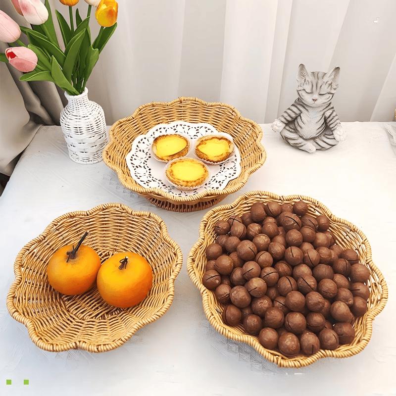 Imitation Rattan Plum Blossom Snack & Fruit Tray